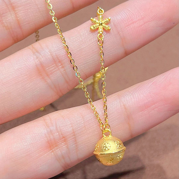 Ogrlica s božićnim drvetom, zvjezdicom i snježnim zvončićem | Materijal: ekološki prihvatljiva bakar, Premaz: elektropliranje, Privjesak: legura, Lanaс: običan lanac, Za žene