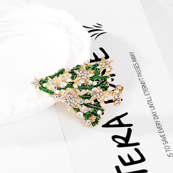 Broš: Božićno drvće s listovima, cinkova legura, završna premaz kapljicama ulja, multifunkcionalni dodatak