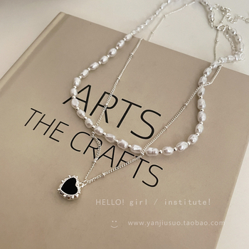 Ogrlica s višeslojnim dizajnom, privjesak od legure, podesiva duljina 21–50 cm