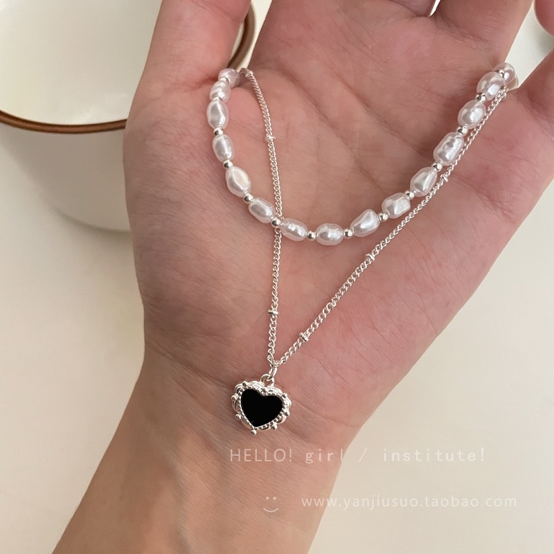 Ogrlica s višeslojnim dizajnom, privjesak od legure, podesiva duljina 21–50 cm