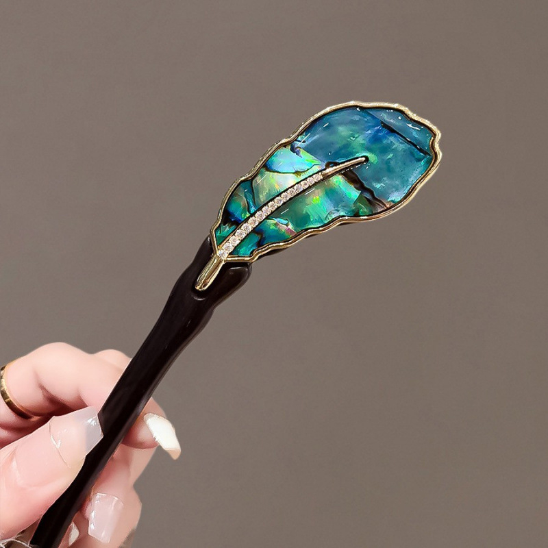 Fából készült hajtű, ősi stílus, geometriai forma, fejfedő kiegészítő