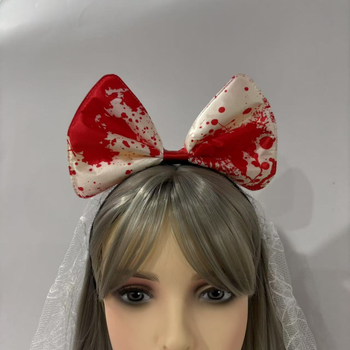 Halloween hajpánt hálós rózsával és koponya motívummal — kézzel készített, hercegnő-stílus, friss és édes, uniszex