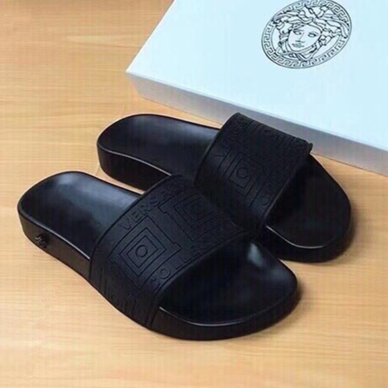 Slapi unisex din cauciuc, cu design deschis și respirabil pentru vara 2025