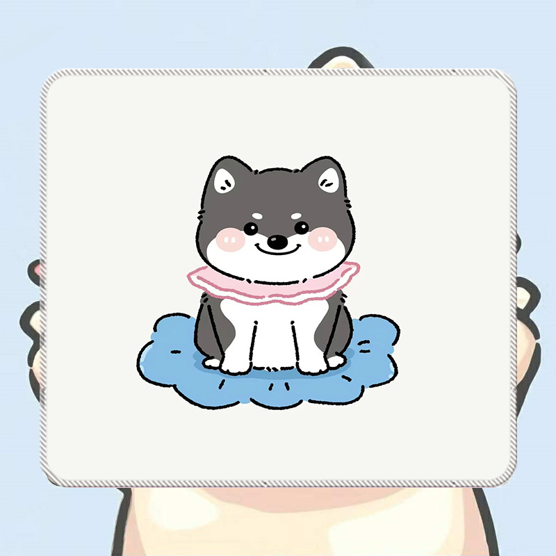 Malá podložka pod myš z prírodnej gumy, protišmyková, potlač transferom, možnosť prispôsobenia