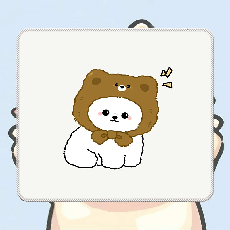 Malá podložka pod myš z prírodnej gumy, protišmyková, potlač transferom, možnosť prispôsobenia