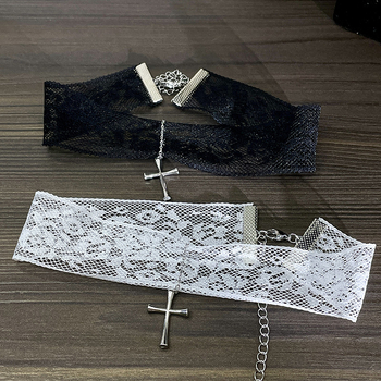 Choker κολιέ με σταυρό, δαντελένιες λεπτομέρειες στην αλυσίδα, μικτά υλικά, κρεμαστό από κράμα, γλυκό–δροσερό στυλ