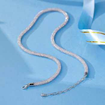 Geometrijski 925 srebrni choker s pletenim lancem i privjeskom od 925 srebra (Materijal: 925 srebro; Lanac: prepleten; Privjesak: 925 srebro)