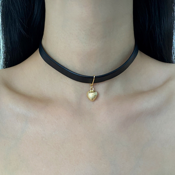 Bőr nyaklánc szerelmes medállal, ins stílusban, női ékszer (Anyag: Bőr; Stílus: Ins; Medál: Szerelmes; Kategória: Nyaklánc; Célcsoport: Nők)