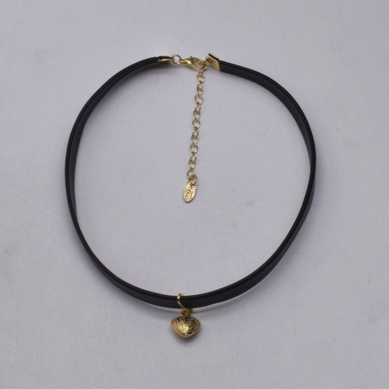 Bőr nyaklánc szerelmes medállal, ins stílusban, női ékszer (Anyag: Bőr; Stílus: Ins; Medál: Szerelmes; Kategória: Nyaklánc; Célcsoport: Nők)
