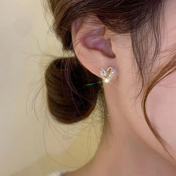 Cercei inimi pentru femei - mici și fine, cupru, placare electrolitică, design geometric, stil Japonez și Coreean, primăvara 2025