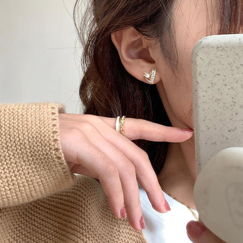 Cercei inimi pentru femei - mici și fine, cupru, placare electrolitică, design geometric, stil Japonez și Coreean, primăvara 2025