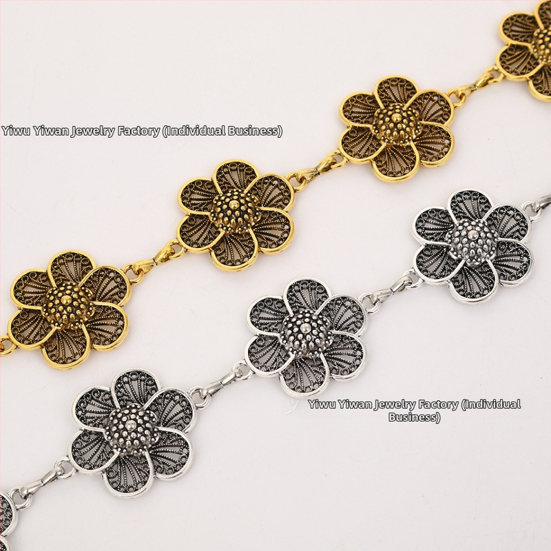 Ženský kovový pásový reťaz – dĺžka 110 cm, šírka 3 cm, s jedným kruhom, univerzálny etno-inšpirovaný dizajn