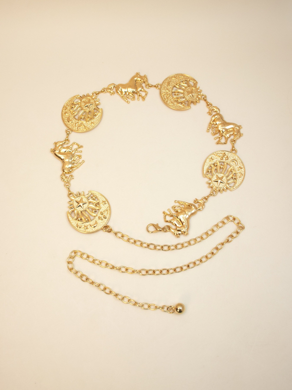 Csípőlánc fém, lovas fej dizájn, csillag–hold motívum – cinkötvözet, galván bevonat, sztár utcai stílus (S3950)