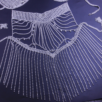 Ženski body chain, geometrijski dizajn od legure sa bijelim kristalima, elektroplatiranje