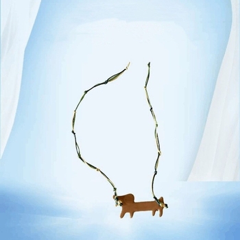 Kötött nyaklánc rajzfilm kutya motívummal, műgyöngyökkel, eredet: Jinhua, 2023 tavasz megjelenés