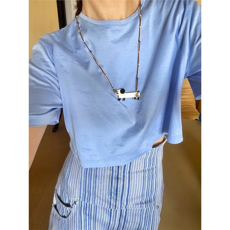 Kötött nyaklánc rajzfilm kutya motívummal, műgyöngyökkel, eredet: Jinhua, 2023 tavasz megjelenés