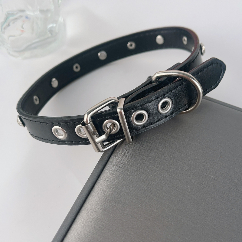 Choker náhrdelník s kvetinovým tvarom z PU, prívesok zliatiny, obvod 41–50 cm, hmotnosť 30–43 g