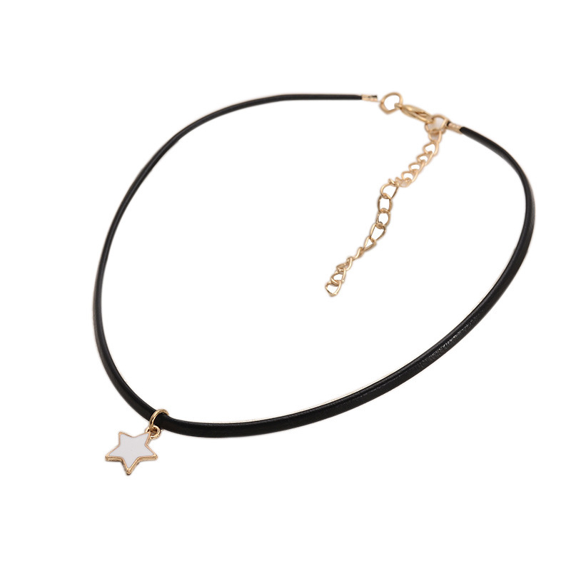 Ženski minimalistički choker ogrlica s kožnim lancem
