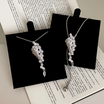 Geometrický kovový náhrdelník s príveskom z matky perly, elektroplakovaný povrch, viacvrstvový dizajn – Ronerai