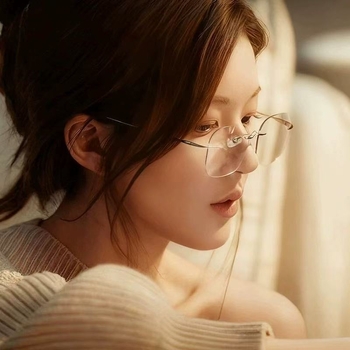 Ženske dioptrijske naočale s metalnim okvirom, leće s premazom, debljina leće 1.0 mm, podesivi okvir (Model 6215)