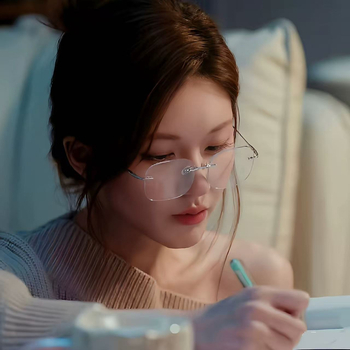 Ženske dioptrijske naočale s metalnim okvirom, leće s premazom, debljina leće 1.0 mm, podesivi okvir (Model 6215)