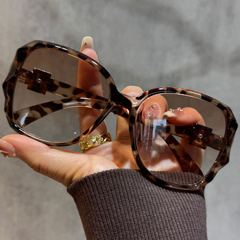 Olvasó szemüveg - négyzet alakú teljes keret, PC keret, AC lencsék, leopárd mintázat, kéttónusú gradiens