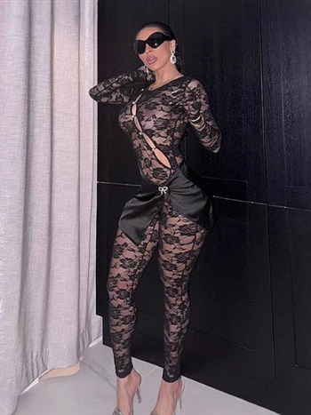 Δαντελένιος ολόσωμος με διάτρητο σχέδιο, στρογγυλός λαιμός, μακριές μανίκες, στενή γραμμή, χαμηλή μέση