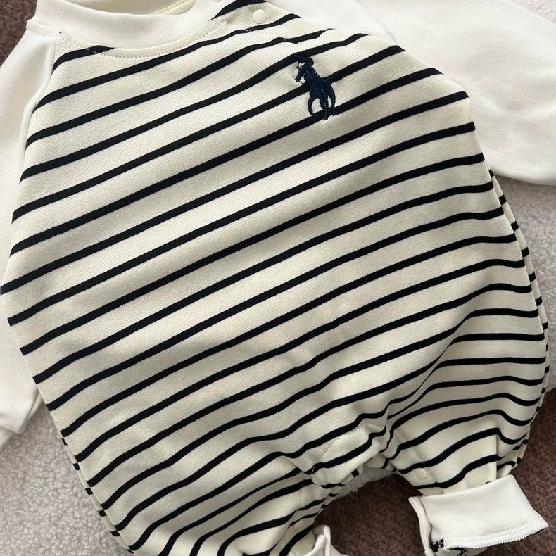 Baby kombinezon – dugi rukav, 90% pamuk, proljetni unisex model, prednje kopčanje u jedan red kopči, bez kapuljače