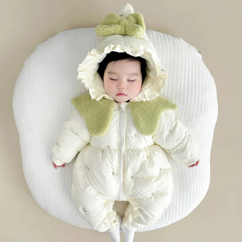 Újszülött lányok téli quiltelt overál kapucnival, hosszú ujjú, cipzáras záródás, vastag poliészter