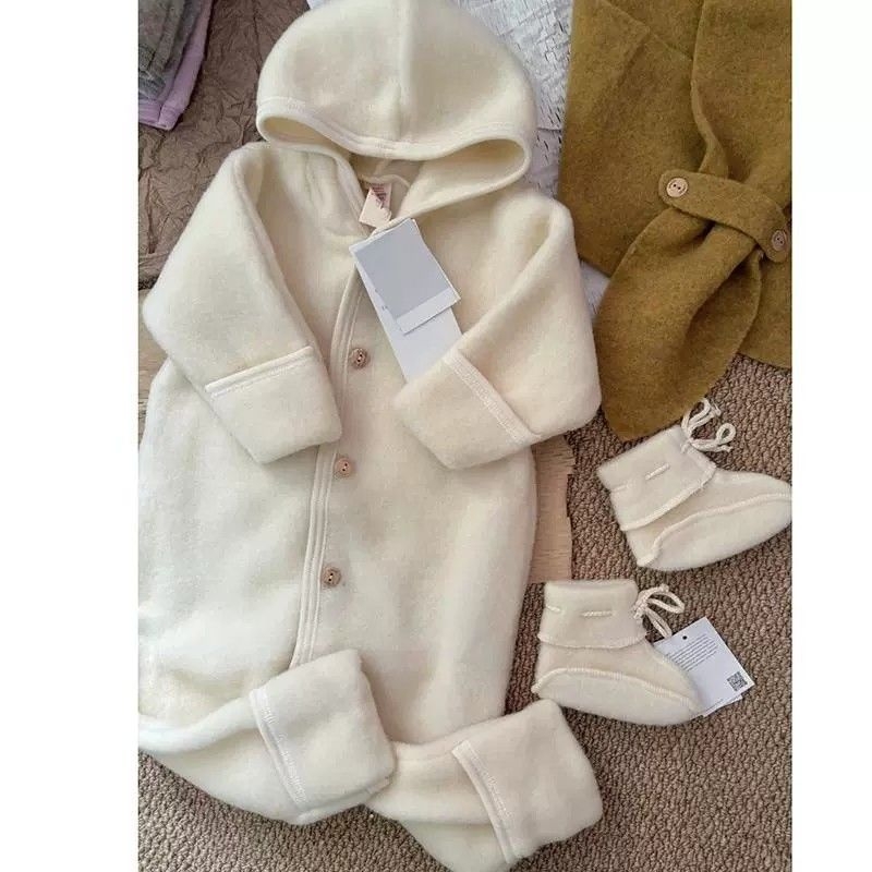 Salopetă pentru bebeluși cu mâneci lungi și glugă, corduroy, bumbac 91–95%, unisex