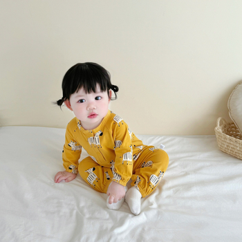 Újszülött pamut overál hosszú ujjú, uniszex, 95% pamut, tavasz–ősz