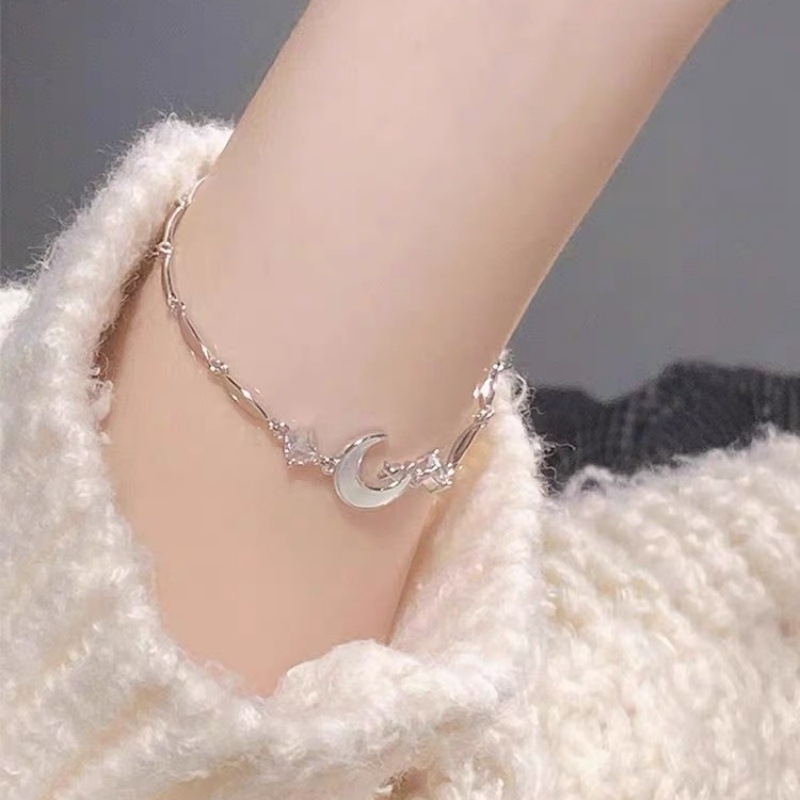 Brățară de mână cu lanț în formă de stea-lună – cupru, electroplacată, accesoriu feminin, cadou pentru aniversare