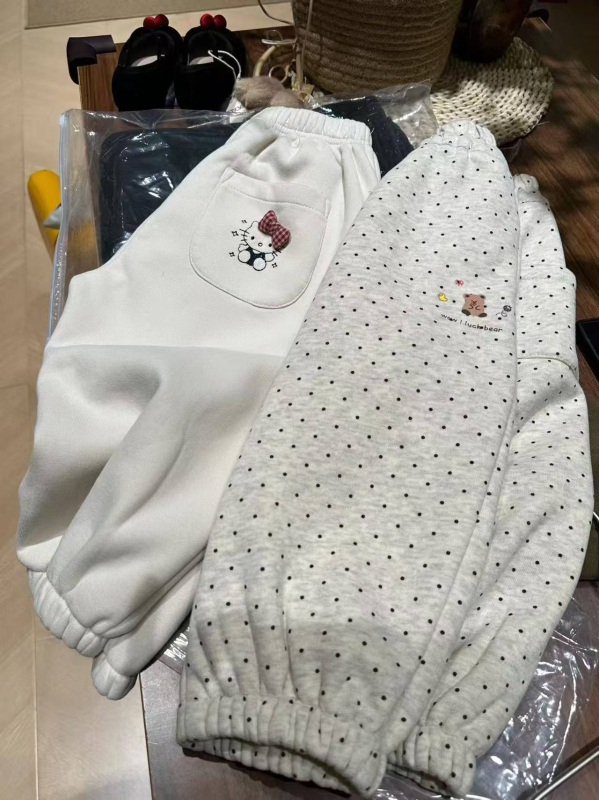 Pantaloni trening pentru fete, cu căptușeală fleece, imprimeu cu buline, 50% bumbac, stil coreean de bază, talie medie cu elastic