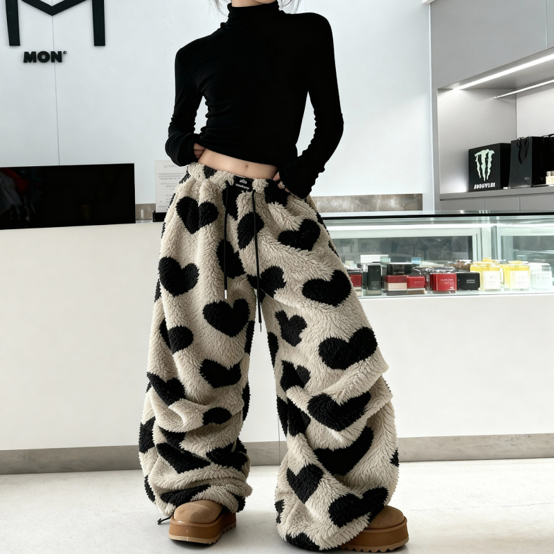 Dječje široke fleece hlače, korejski stil, uzorak srca, visok pas, 80% acetatna smjesa, mek završna obrada