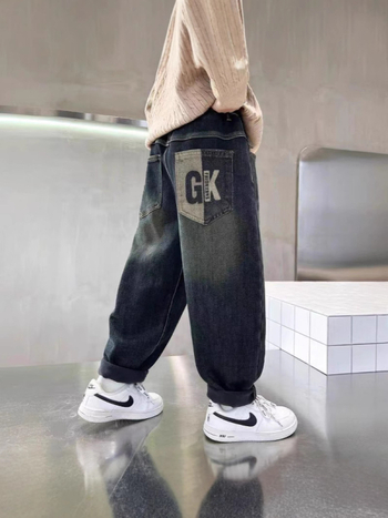 Fiúknak szóló fleece-vel bélelt farmernadrág téli viselet, középmagas derekú, 85% pamut