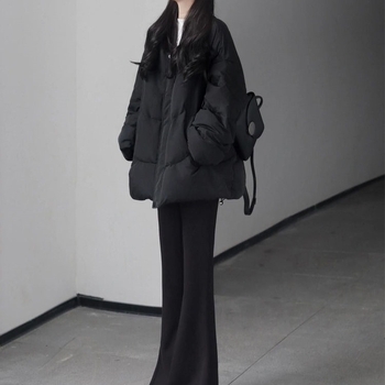 Дамско палто от памук със пълнител полиестер-памук, полиестерна външна тъкан, дълги ръкави, закръглена яка