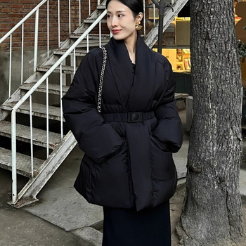 Γυναικείο παλτό από βαμβάκι σε κινεζικό στυλ, μαύρο, στηριζόμενο στη μέση, χειμωνιάτικο μεσαίου μήκους 65–80 εκ, παχύ μείγμα πολυεστέρα-ελαστάν με βαμβακερή επένδυση, φερμουάρ, γιακά polo