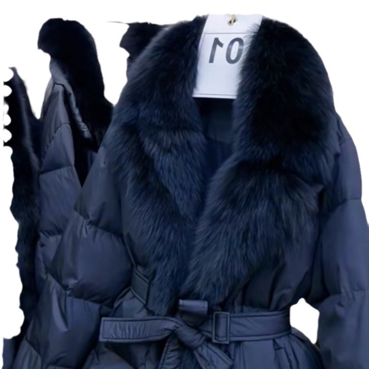 Ženski kaput s pamukovim punjenjem, polo ovratnik, jednostruko kopčanje, dugi rukavi, poliester materijal