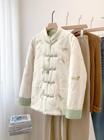 Zimska pamučna jakna s punjenjem od pamuka, labave siluete, dugi rukavi, stojeći ovratnik, debeli nadjev, cvjetni uzorak