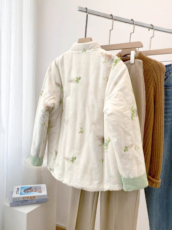 Zimska pamučna jakna s punjenjem od pamuka, labave siluete, dugi rukavi, stojeći ovratnik, debeli nadjev, cvjetni uzorak