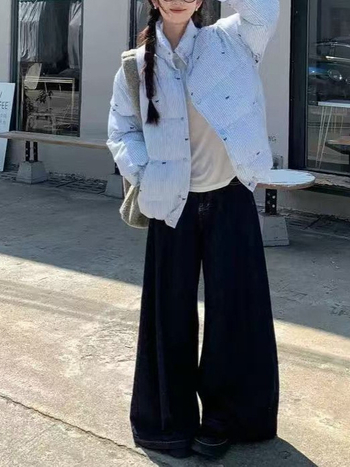 Ženska pamučna jakna s debelim punjenjem, poliester materijal, stojeći ovratnik, prednje otvaranje s jednom redom gumba, koreanski-japanski casual stil za odrasle žene