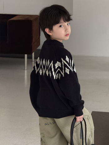 Gyerekeknek készült vastag akril pulóver kerek nyakú, hosszú ujjú, 3-8 éveseknek, téli ruházat.