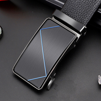 Férfi öv valódi bőrből, kétoldalas szegéllyel, ötvözetből készült csattal, automata zárással, szélesség 2–4 cm