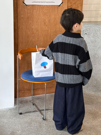 Fiúknak készült pulóver, akrilból, vastag téli modell, koreai stílusú galléros kivitel, hosszú ujjú