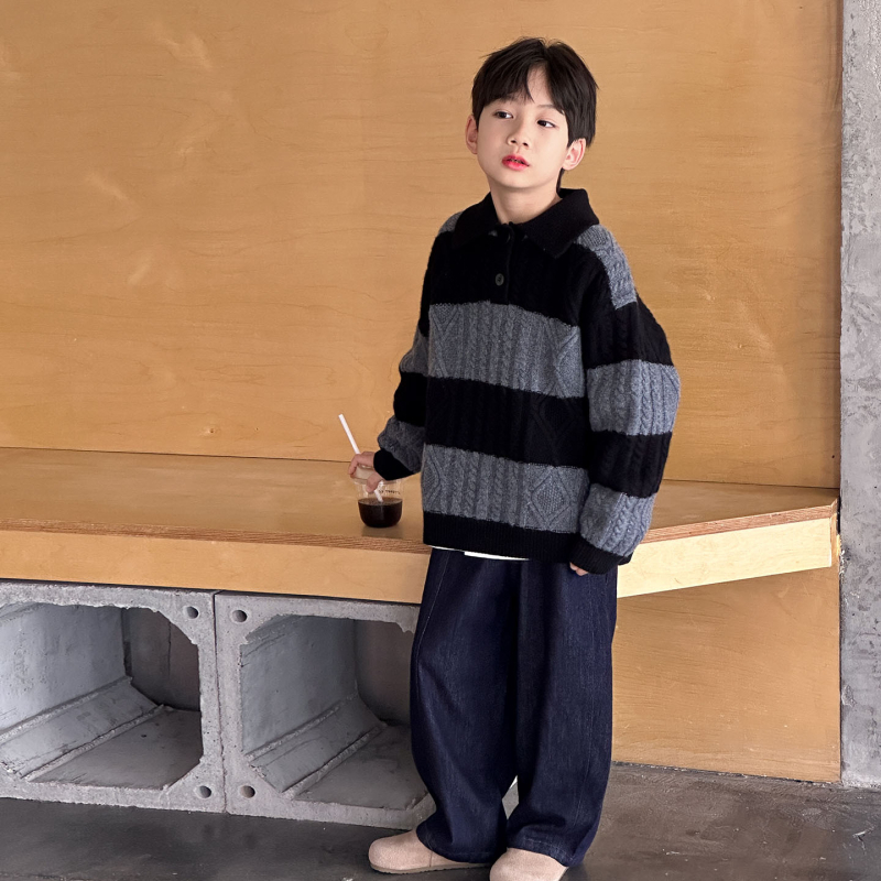 Fiúknak készült pulóver, akrilból, vastag téli modell, koreai stílusú galléros kivitel, hosszú ujjú