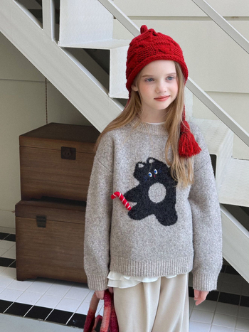 Lányok téli kötött pulóvere — kerek nyak, hosszú ujjú, vastag akril-gyapjú keverék, 12–14 tűs kötés, 2025 téli szezon