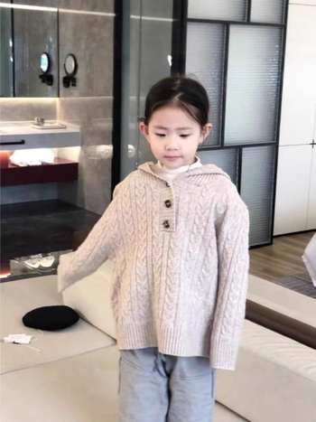 Koreai stílusú kapucnis pulóver idősebb gyerekeknek (8+ év / 140 cm+), akril 48%