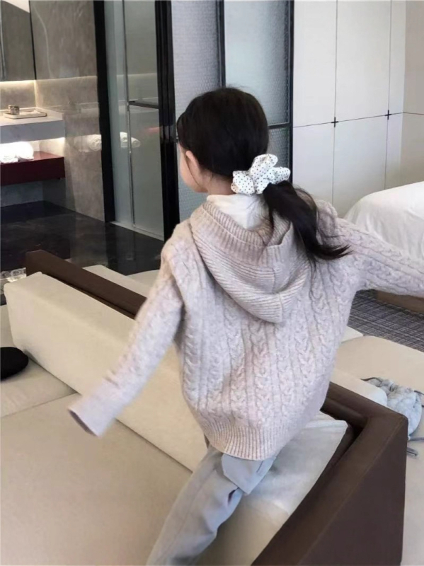 Koreai stílusú kapucnis pulóver idősebb gyerekeknek (8+ év / 140 cm+), akril 48%