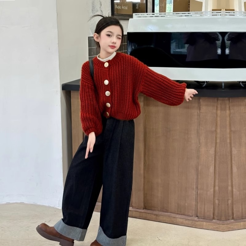 Meitenēm paredzēts adīts kardigans džemperis, korejiska stila, garas piedurknes, apaļš kakls, vienas rindas pogu aizdare, rudens-ziemas 2024, vienkrāsains poliestera džemperis