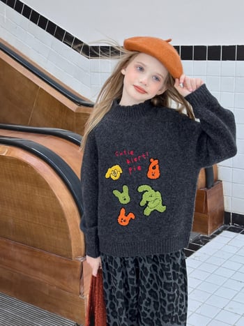Meitenēm paredzēts ziemas biezs džemperis ar apaļu kaklu un garām piedurknēm, akrila šķiedras maisījums, vecums 3–8 gadi